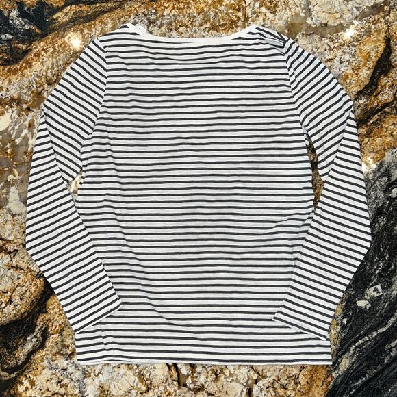 NWT LOFT Grey & Ivory W/Gold Snow Day Embroidery Vintage Soft Tee - SIZE LARGE - Picture 8 of 10